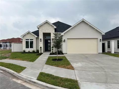 1016 N Buxton Ave, Edinburg, TX 78541