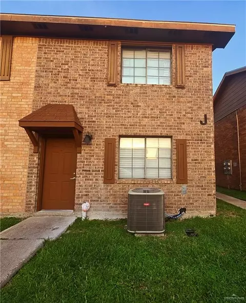 2201 S Jackson Rd #J8, Pharr, TX 78577