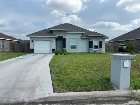1076 W Gem Ave W, Raymondville, TX 78580