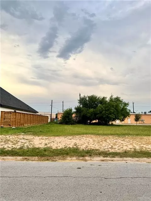 124 E Quince Ave, Mcallen, TX 78501