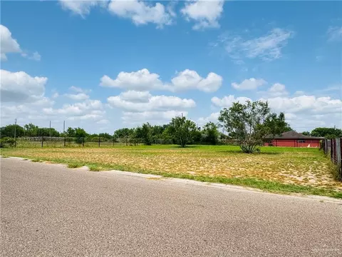 430 Hawk St, Sullivan City, TX 78595
