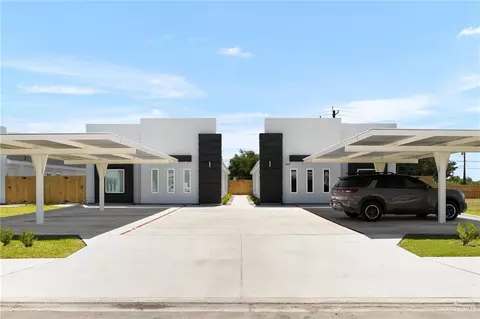 844 Deluxe St, Alamo, TX 78516