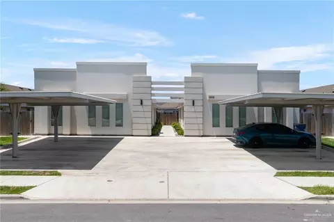 3808 Bella Costa Dr, Weslaco, TX 78596