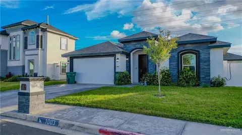 1003 Pear St W, Pharr, TX 78577