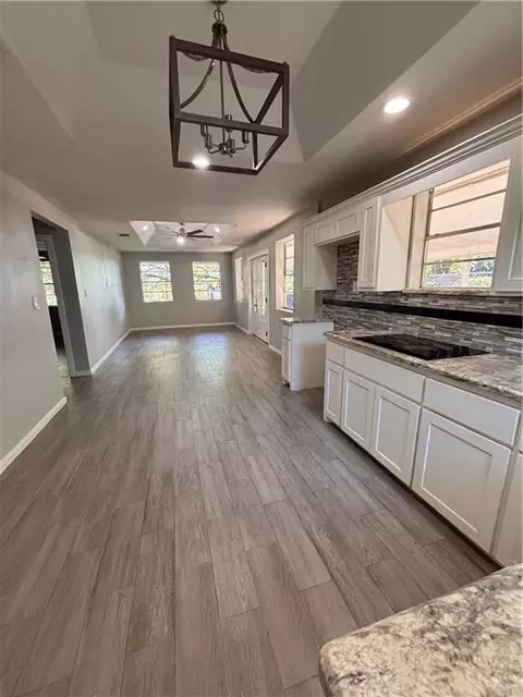 1012 S Inspiration Rd, Mission, TX 78573