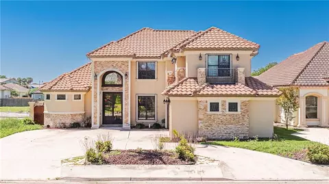 2410 E 21st St, Mission, TX 78572