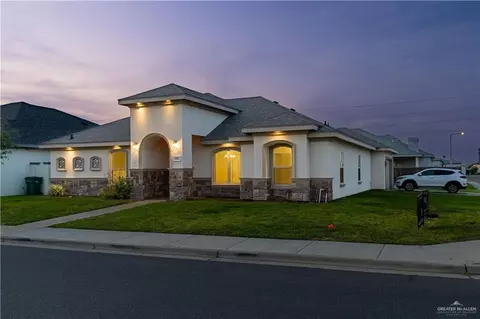 1002 W Fig Ave, Pharr, TX 78577