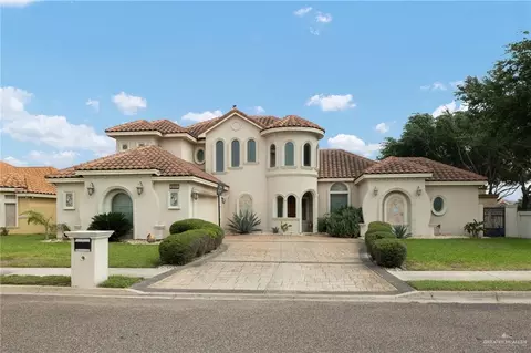 2201 W Rhin Dr, Edinburg, TX 78539