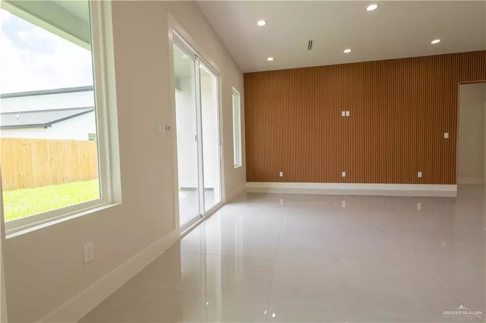 Living - 2320 N Gaytan Ave N, Edinburg, TX 78542 photo 3 of 3