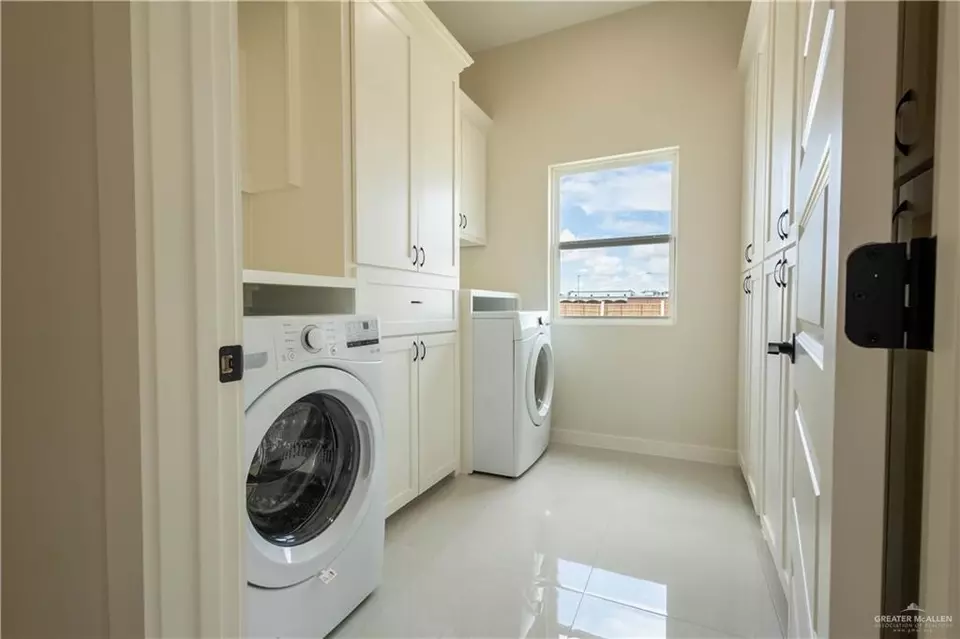Other - 2320 N Gaytan Ave N, Edinburg, TX 78542 photo 4 of 12