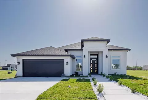 303 N 31st St, Hidalgo, TX 78557
