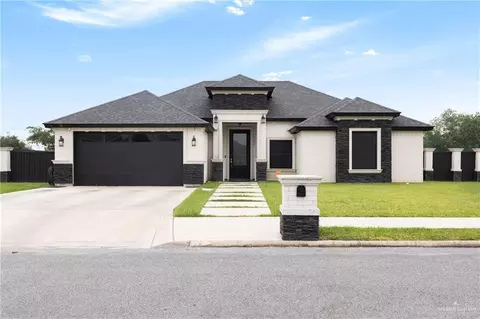 711 Santa Elena St, Weslaco, TX 78596