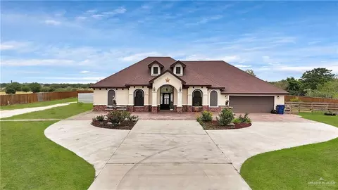 22613 N Sunflower Rd, Monte Alto, TX 78538