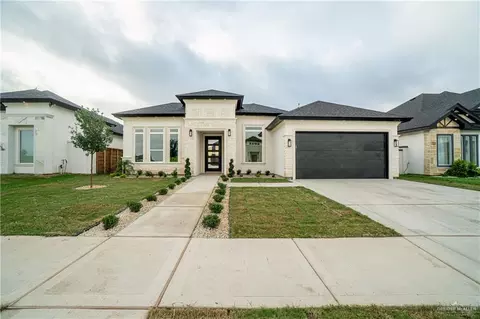 1608 Diplomat Dr, Edinburg, TX 78542