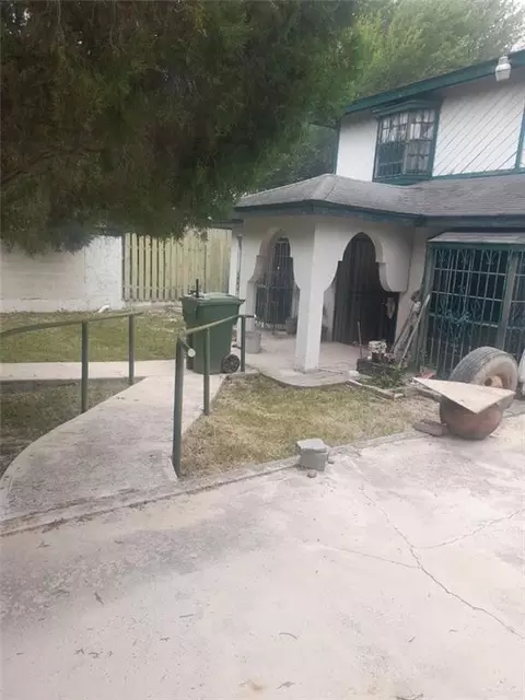 5442 E Sauz St, Rio Grande City, TX 78582