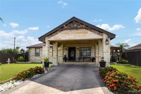 6904 S Naranja Ln, Pharr, TX 78577
