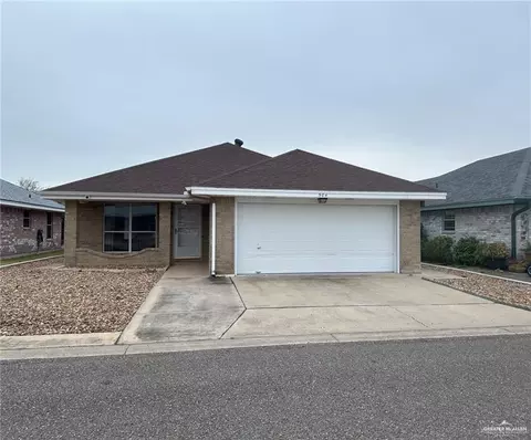 504 Capricorn St, Mission, TX 78572