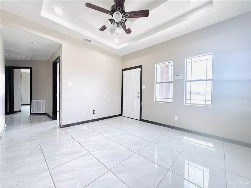 Living - 424 Hawk St, Sullivan City, TX 78595 photo 3 of 3