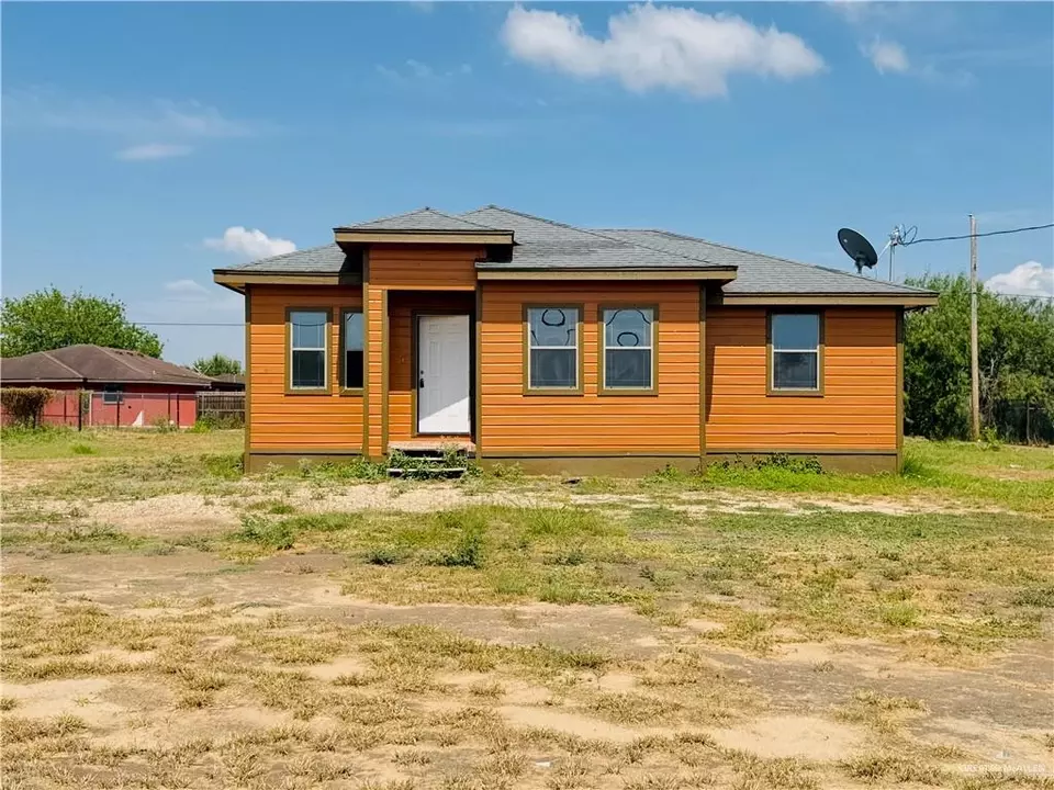 Exterior - 424 Hawk St, Sullivan City, TX 78595 photo 3 of 4