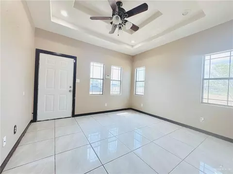 Living - 424 Hawk St, Sullivan City, TX 78595 photo 1 of 3