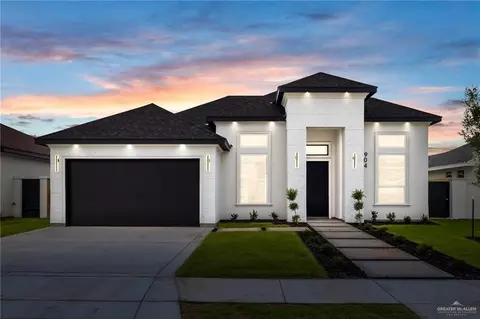 904 N Trinity St, Edinburg, TX 78541
