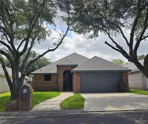 2304 Garden View Dr, Mission, TX 78574