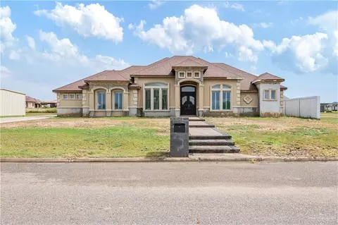 77 Marissa Dr, Rio Grande City, TX 78582