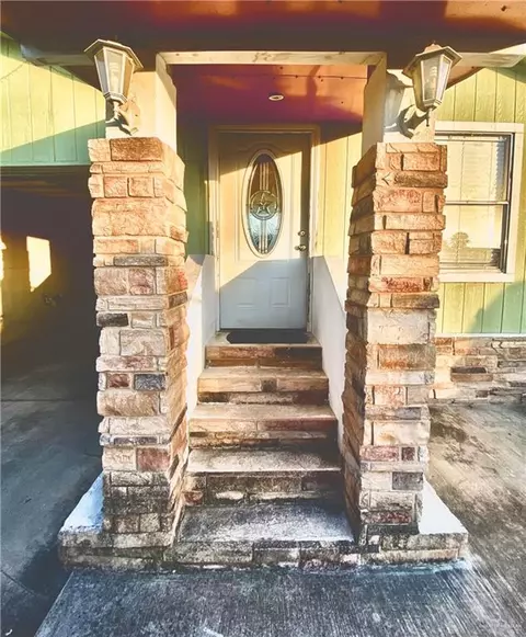 511 N 1st St #24, Donna, TX 78537