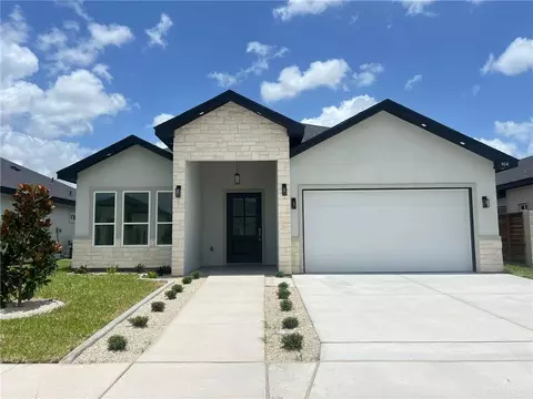 904 Magnolia St, Mission, TX 78573
