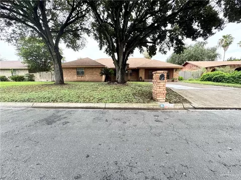 305 Redbud Ave, Mcallen, TX 78504