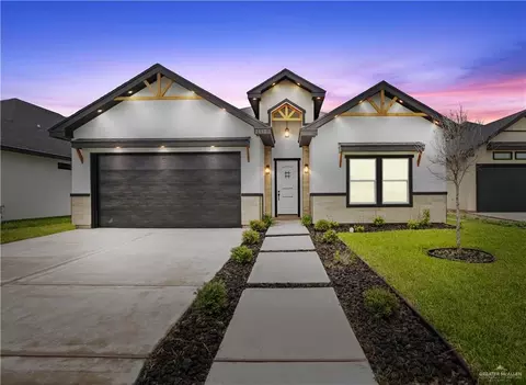 2413 N Woody St, Edinburg, TX 78541