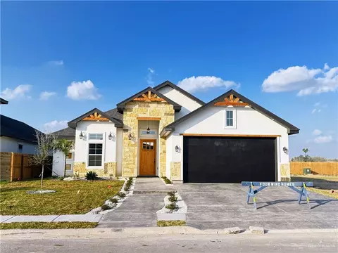 1008 Magnolia St, Mission, TX 78573
