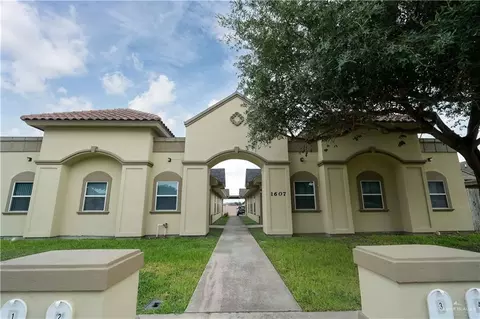 1607 W Bronze Dr, Pharr, TX 78577