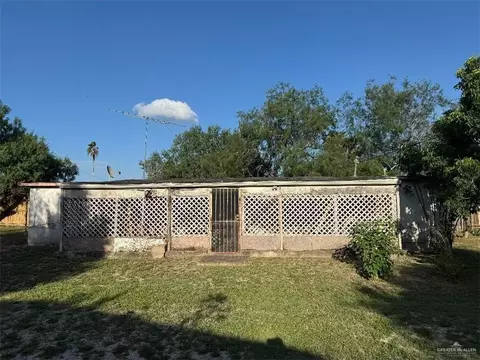 321 E 13th St, La Joya, TX 78560
