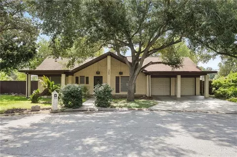 304 Larkspur Ave, Mcallen, TX 78501