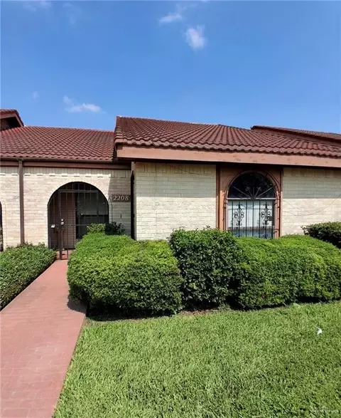 2208 N Mayberry Rd, Mission, TX 78573