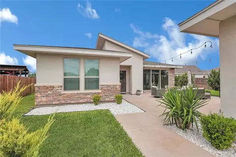 5237 Lost Creek Ln, Mcallen, TX 78504