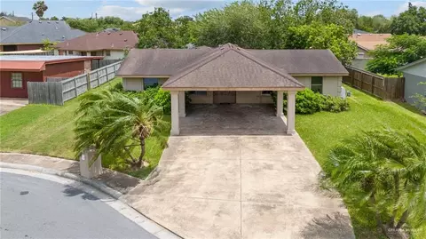 125 Aguila Dr, Brownsville, TX 78521