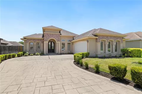 7208 N 57th St, Mcallen, TX 78503