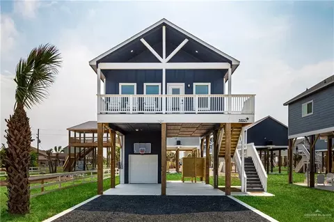 1053 Johnson Rd, Port Bolivar, TX 77650