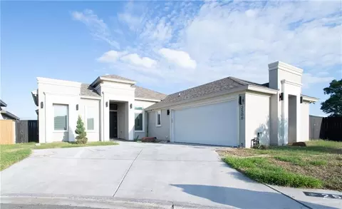 2500 Wisteria St, Mission, TX 78574