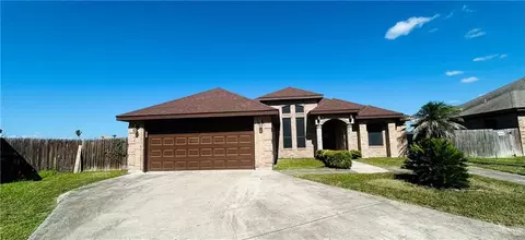 707 E 8th St, San Juan, TX 78589