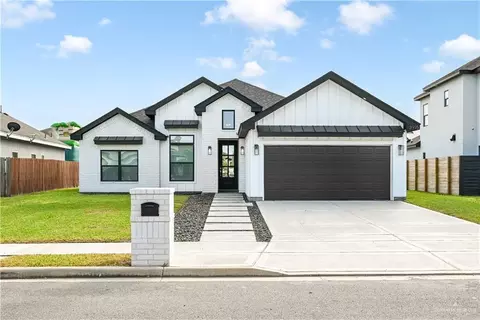 3915 Santa Fe St, Edinburg, TX 78542