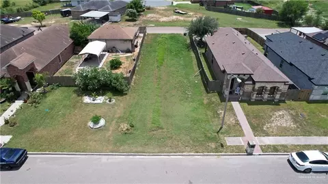 1728 Leann Rimes Rd, Edinburg, TX 78542