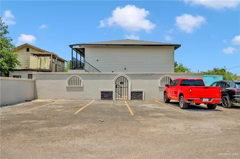 405 E Guerra St, Rio Grande City, TX 78582