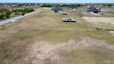 1107 N Esperanza St, Progreso, TX 78579 photo 7