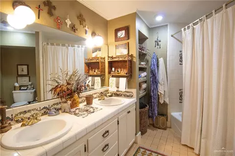 Bath - 801 S River Rd, Donna, TX 78537 photo 1 of 3