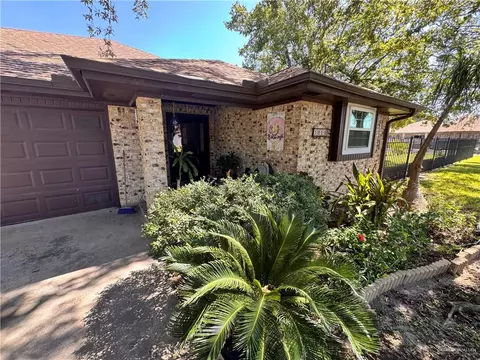 1813 23rd Pl, Mission, TX 78572
