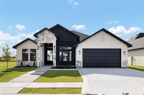 1018 Broken Arrow Dr, Alamo, TX 78516