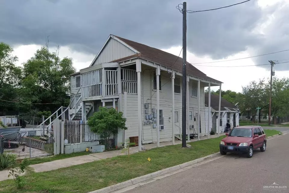  689 Zaragosa St, San Benito, TX 78586 photo 2
